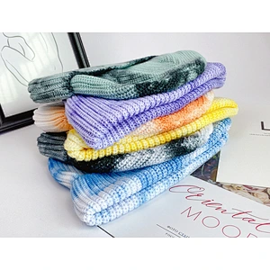 2020 Hotsale Unisex Winter Short Skullies Hat Women Tie Dye Warm Knitted Beanie