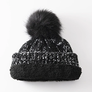 2020 Winter fashion acrylic women pompom beanie