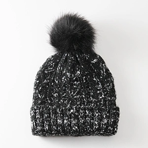 2020 Winter fashion acrylic women pompom beanie