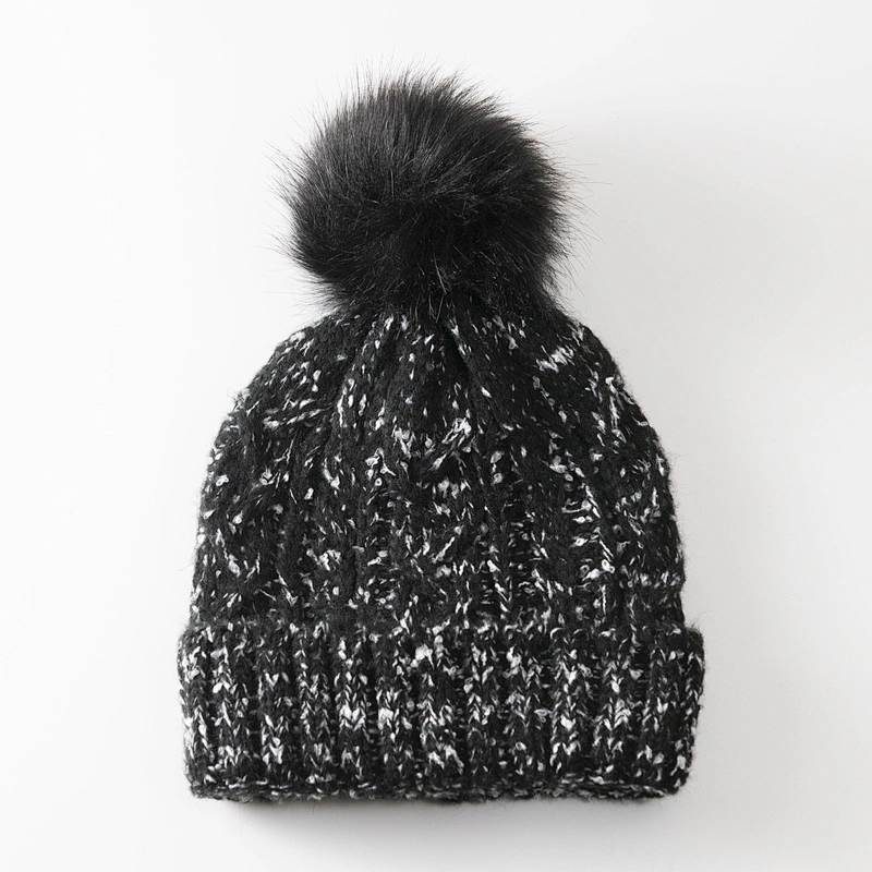 2020 Winter fashion acrylic women pompom beanie