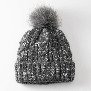 2020 Winter fashion acrylic women pompom beanie
