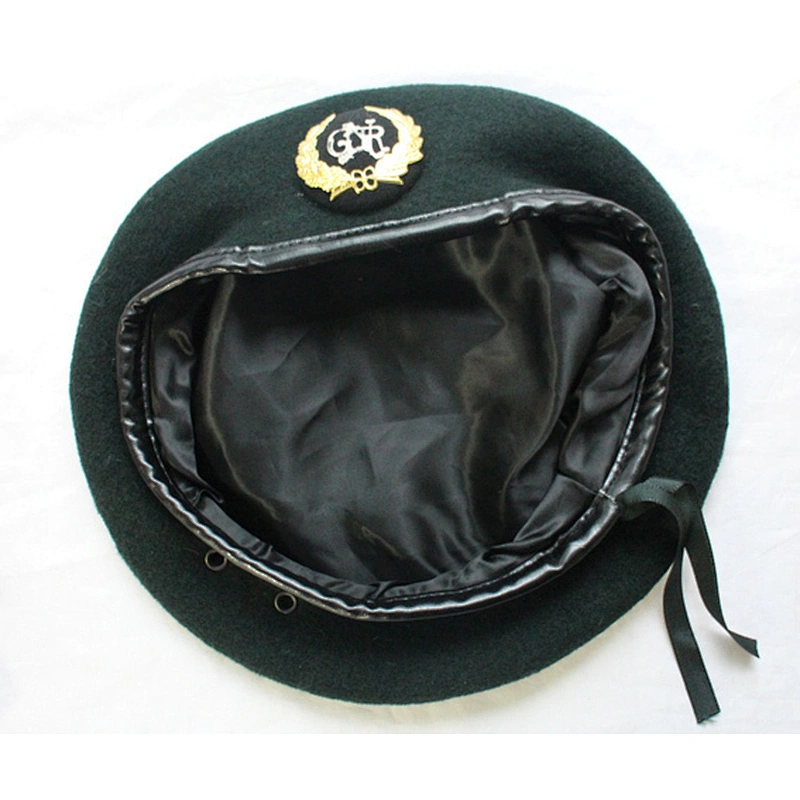 High quality metal badge military beret for sale