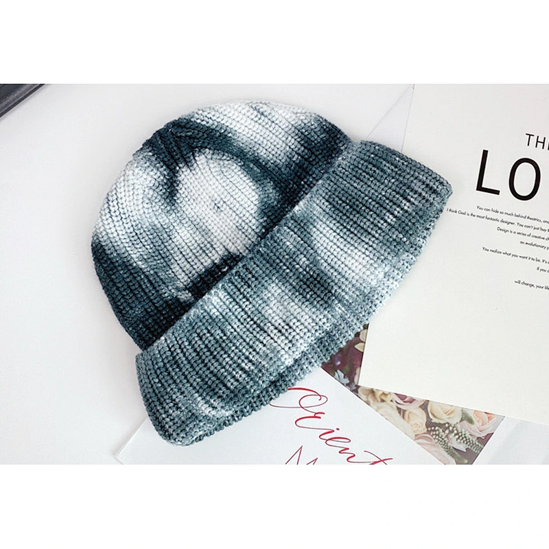 2020 Hotsale Unisex Winter Short Skullies Hat Women Tie Dye Warm Knitted Beanie