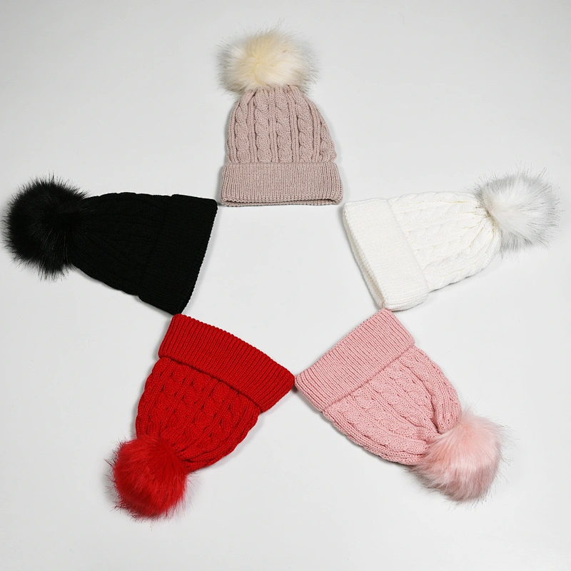 Kid's acrylic cable knitted w fake fur pompom beanie hat