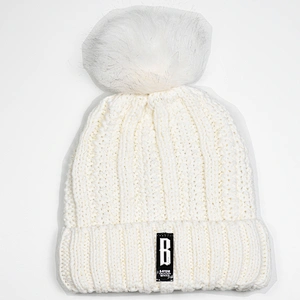 2020 Fashion women 's Wholesale winter custom knitted w fake fur  pom pom beanie hat
