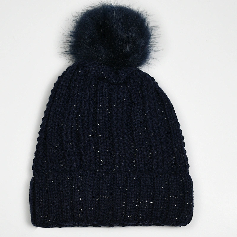 2020 Fashion women 's Wholesale winter custom knitted w fake fur  pom pom beanie hat