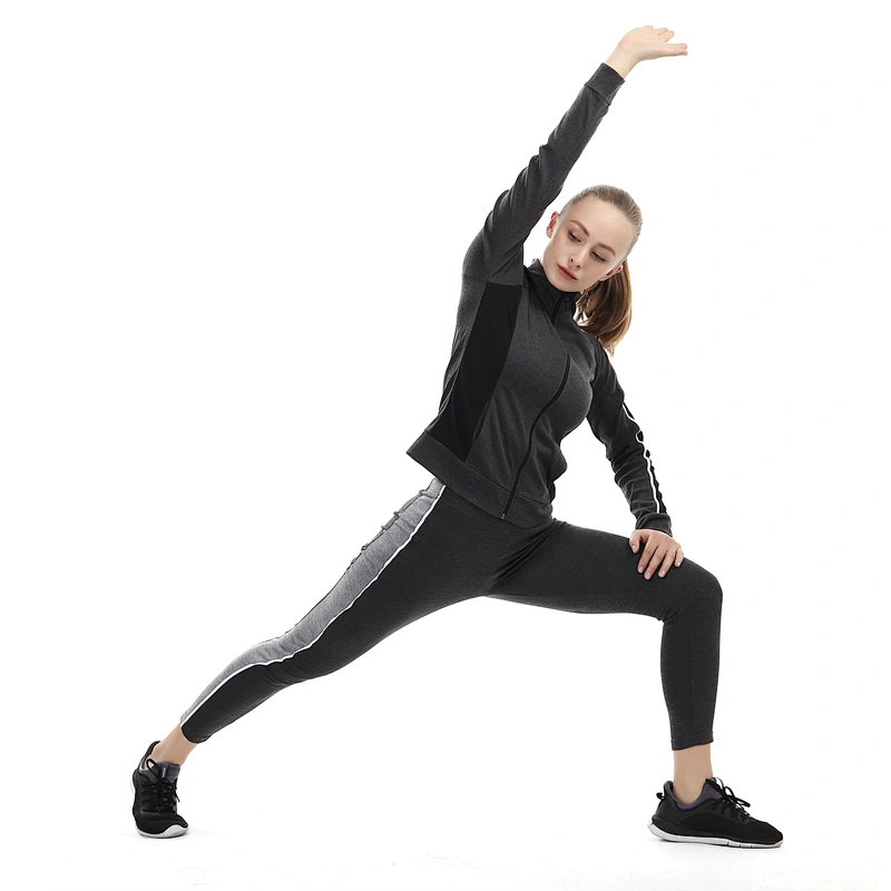 Wholesale Comfortable Women Sports Wear Casual Hoodie Custom Sweatsuit With Striped