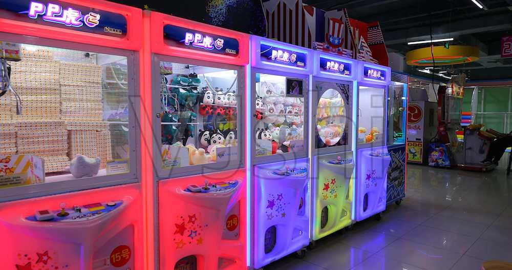 Claw machine or vending machine