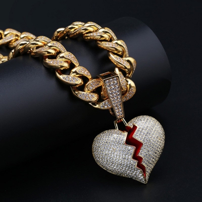 heart necklace