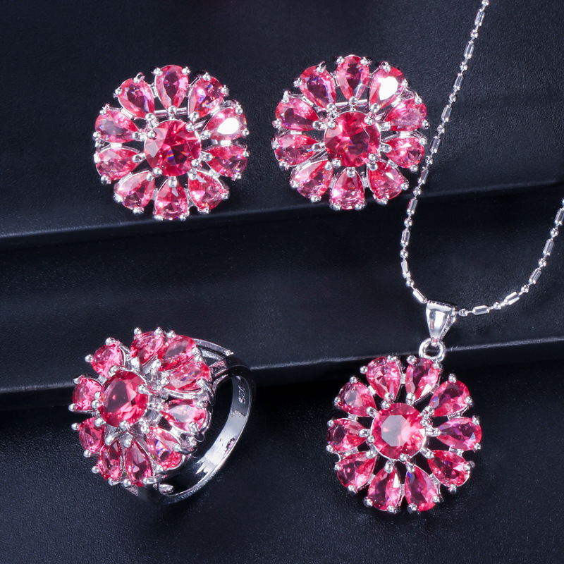 vintage crystal necklace jewelry designer