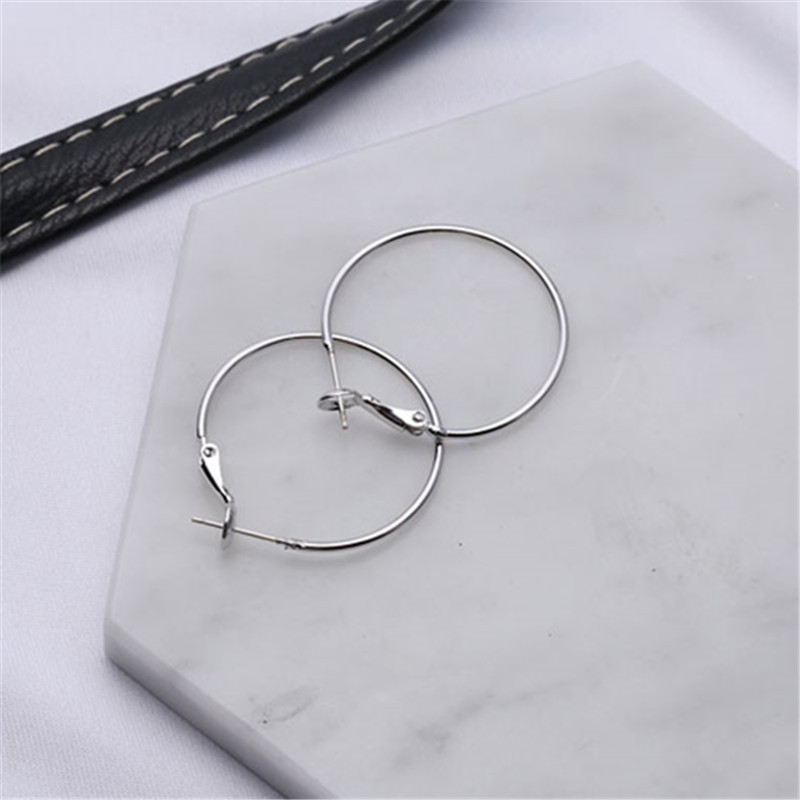 size earrings