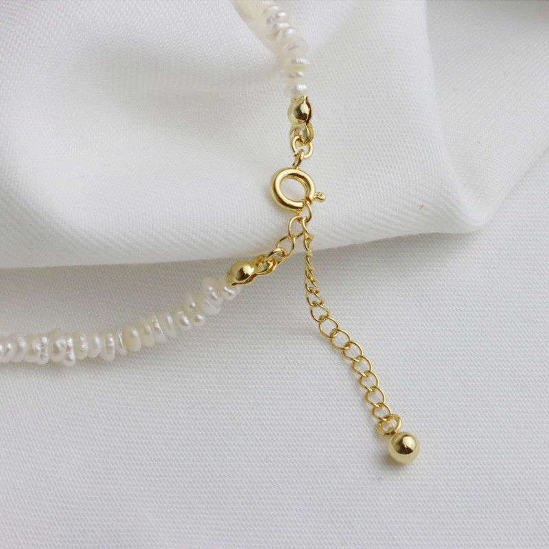 pearl necklace