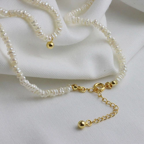 pearl necklace