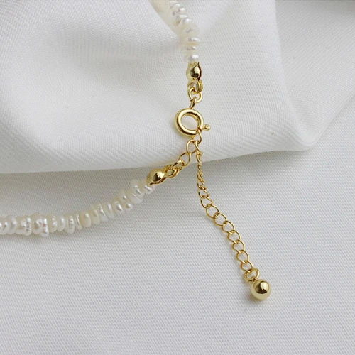 pearl necklace