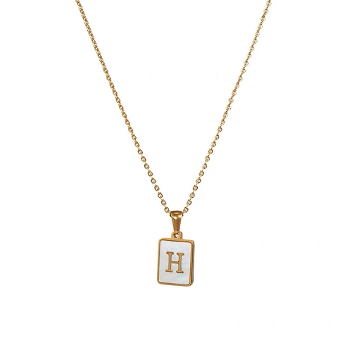 letter pendant necklace