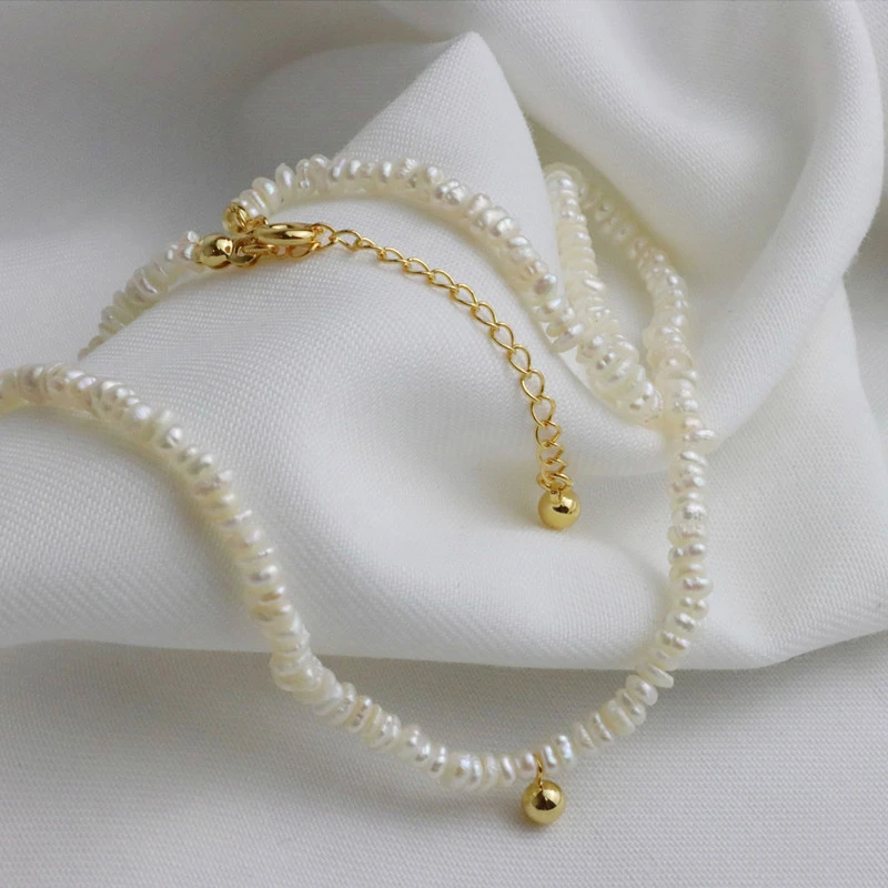 pearl necklace