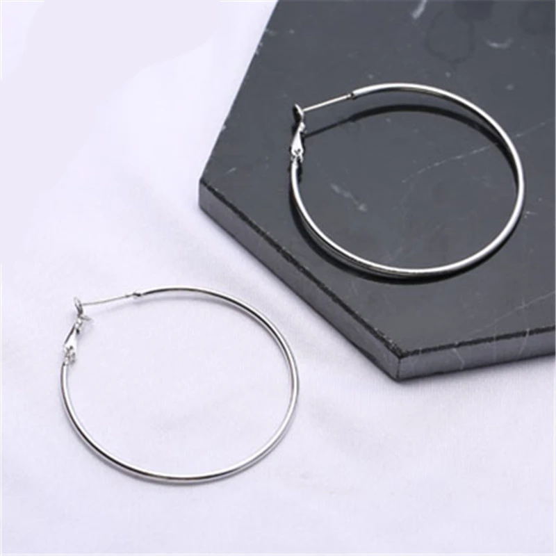 size earrings