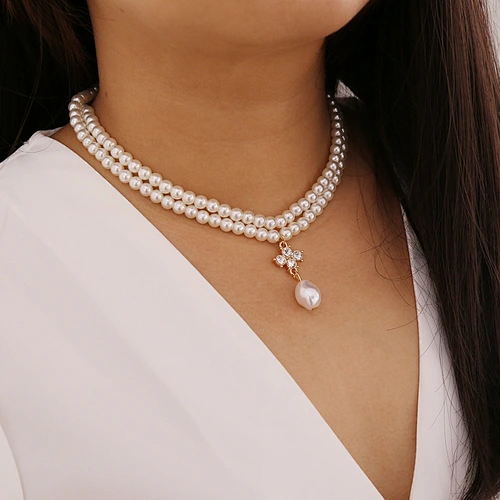 pearl necklace