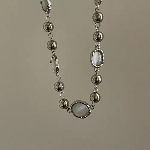 clavicle chain