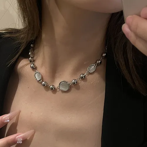 clavicle chain