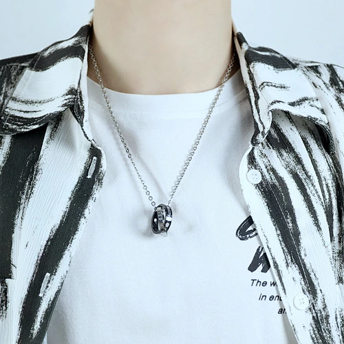 butterfly pendant necklace