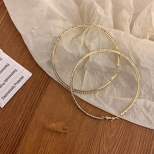 gold circle earrings