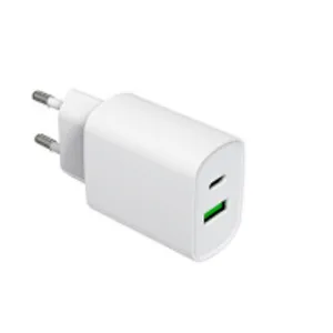 20W PD/QC charger compatible with iPhone