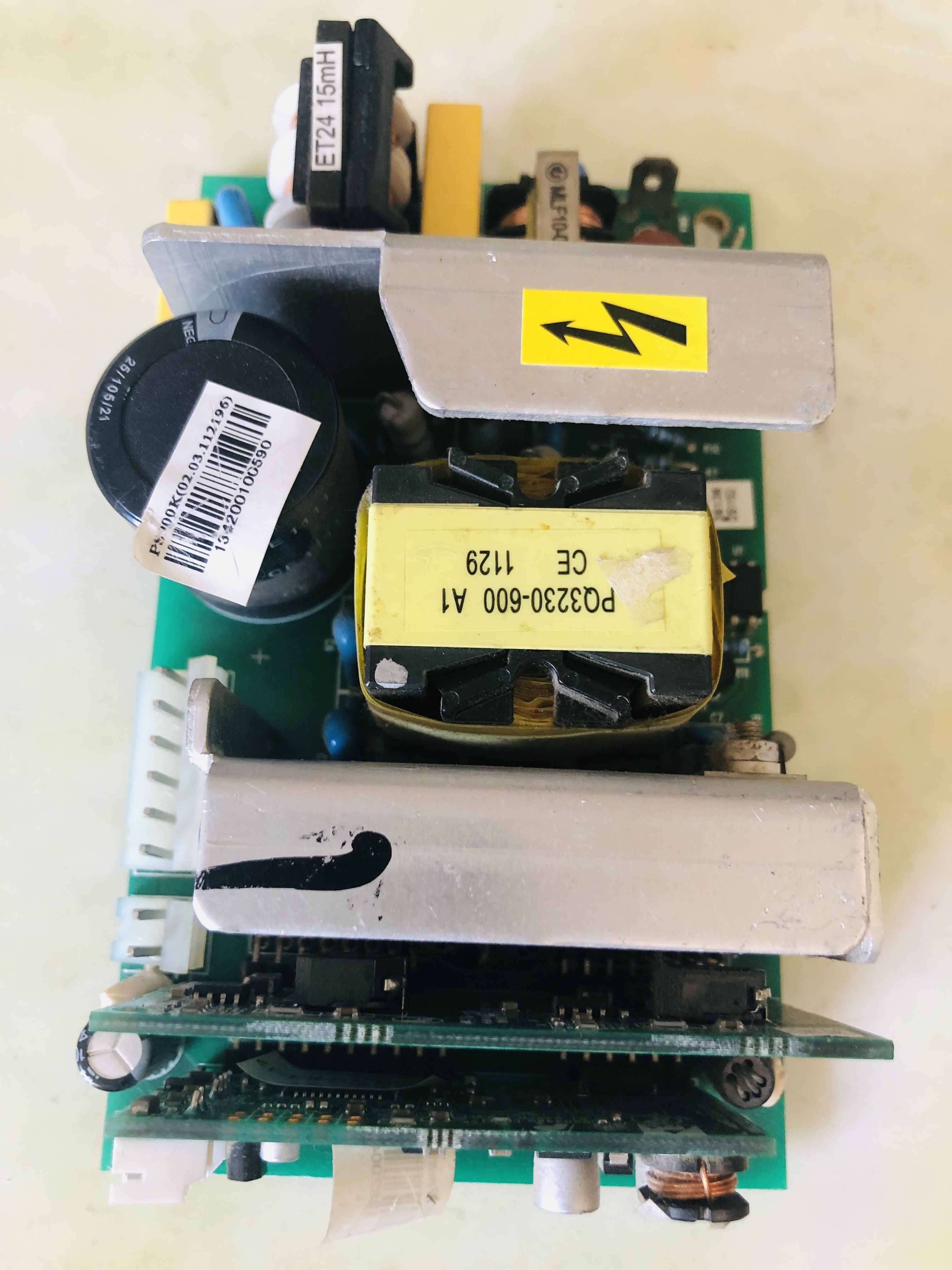 Sumber kuasa monitor M3 Edan