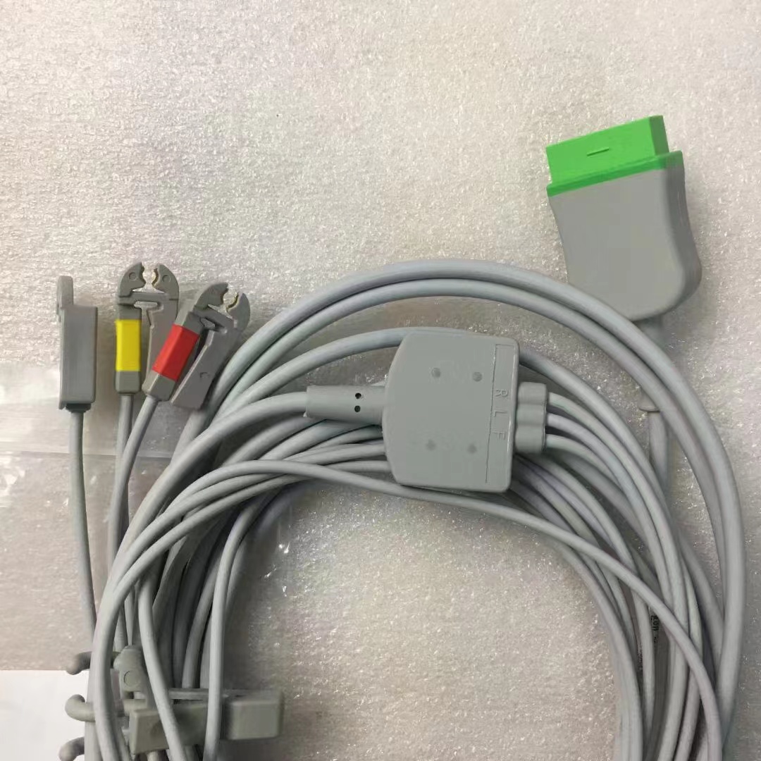 GE CareFusion Multi-Link ECG Care สายเคเบิล 3 สายพร้อมตัวดึงในตัว Leadwire IEC 3.6 ม. 12ft REF 2021141-002 2017004-003