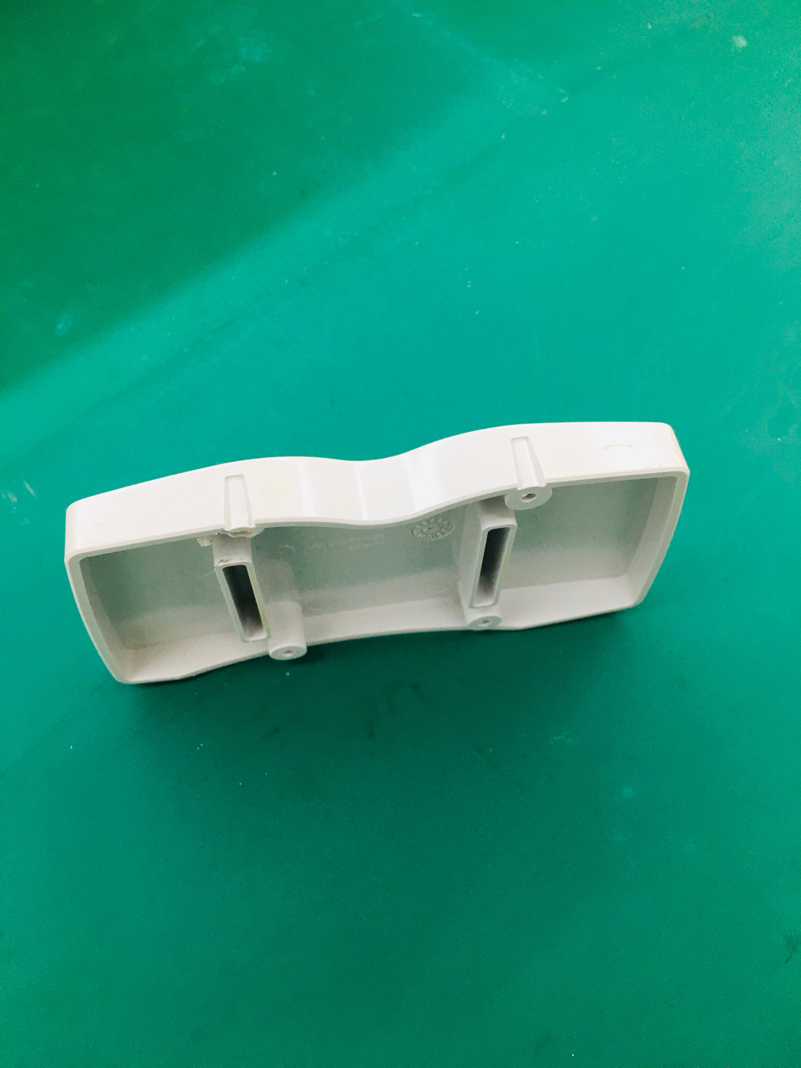 Welch Allyn Vital Signs Monitor 300 Series 53NTP Rear housing REV 630-0215-10