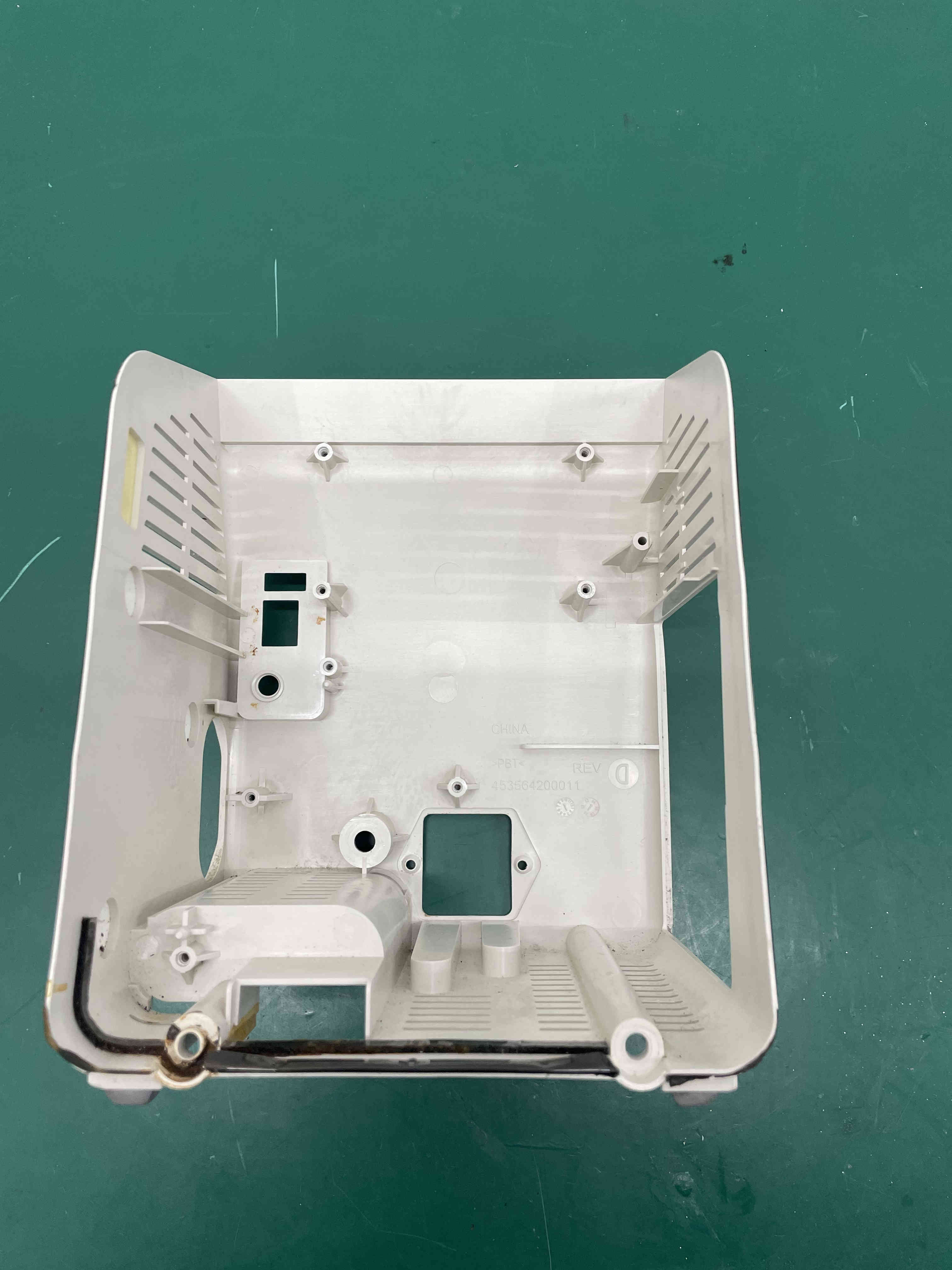 Philips VS2+ patient monitor rear cover 453564200011
