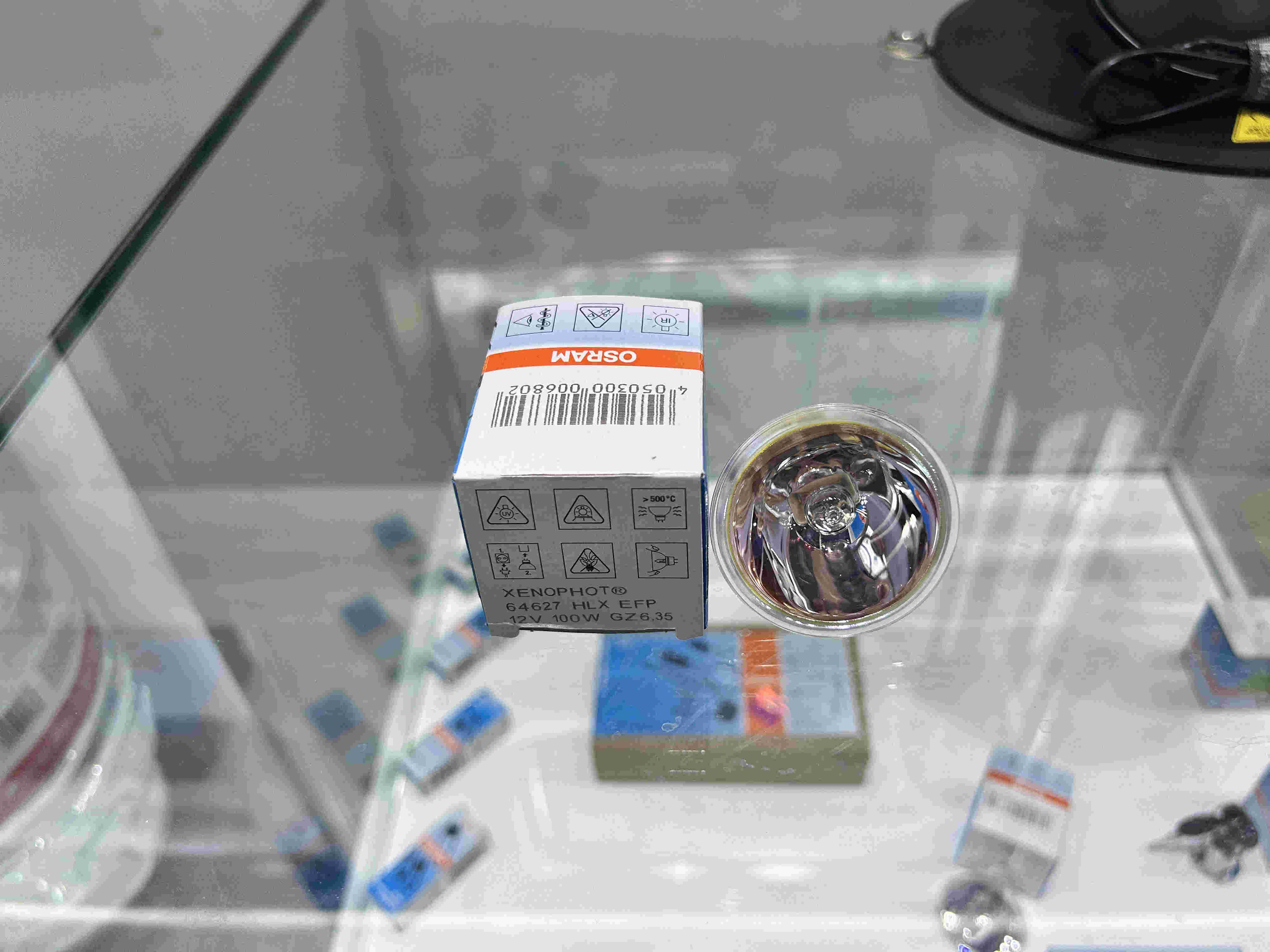 หลอดฮาโลเจน Osram จอแสดงผลออปติก Xenophot หลอดไฟ 64627 HLX EFP 12V 100W GZ6