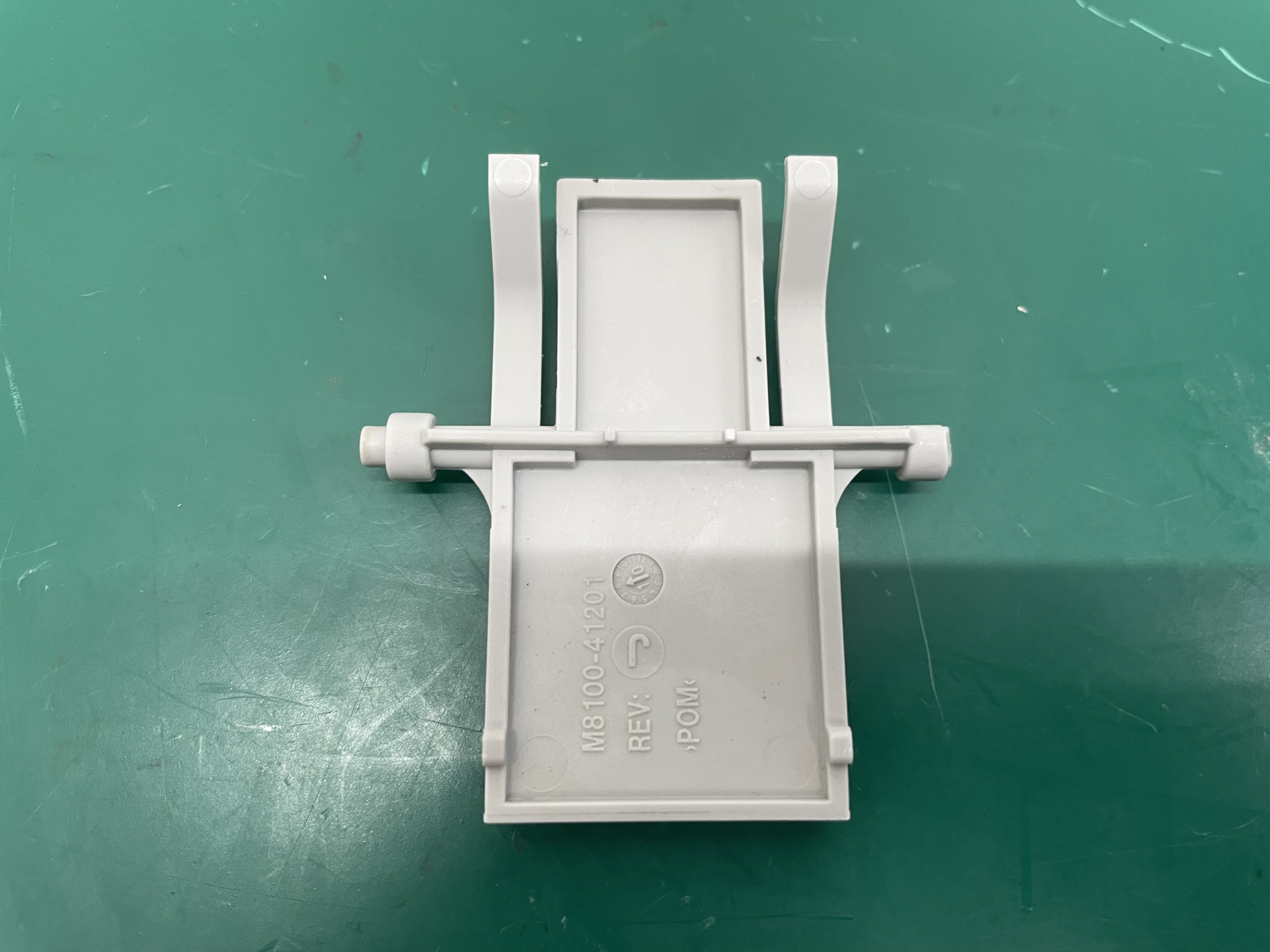 Philips MP5 patient monitor bolt M8100-41201