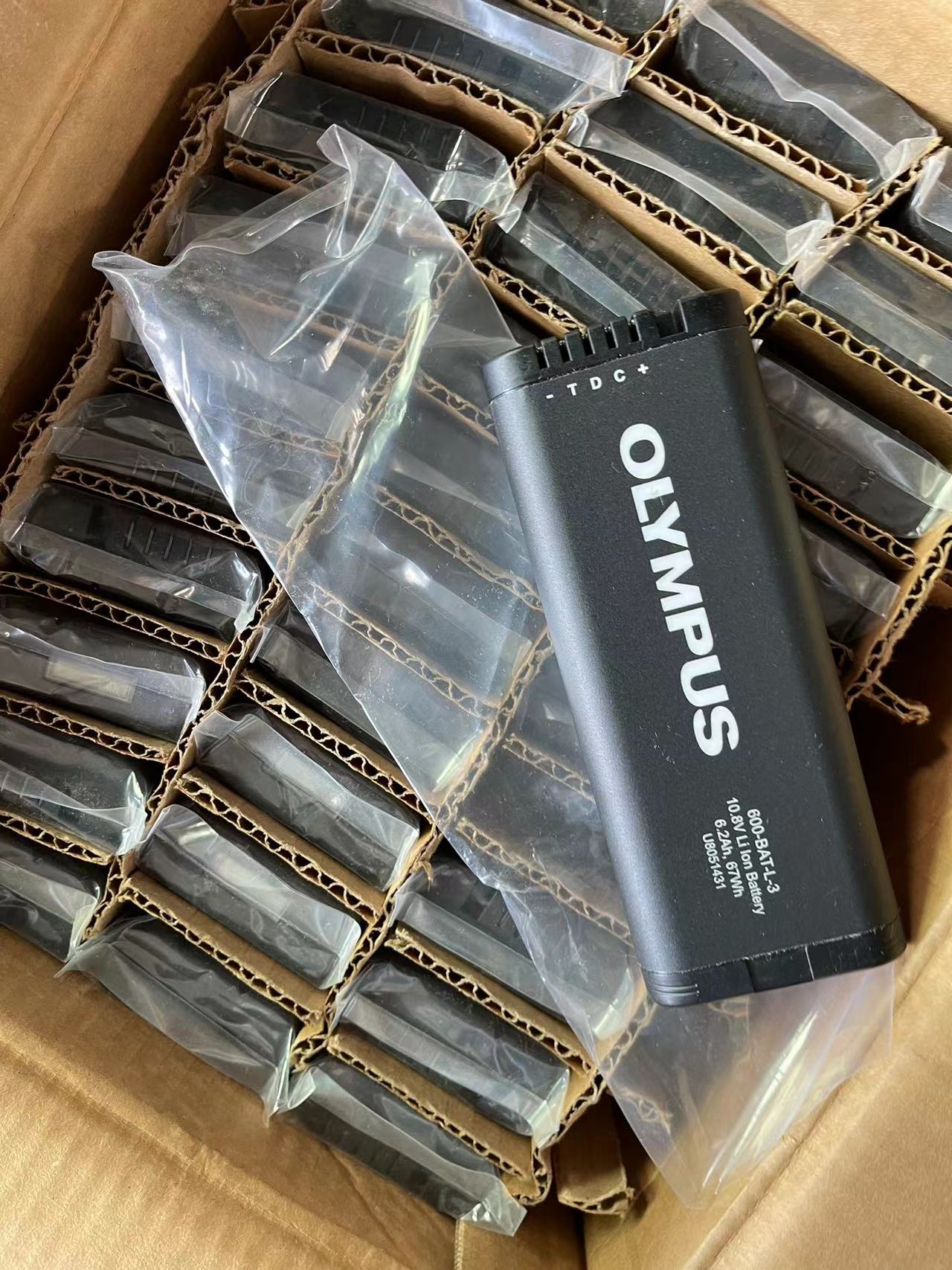 Olympus 600-BAT-L-3 Battery 10.8v 6.2Ah‚ 67Wh for Olympus MagnaMike 8600 Thickness Gage and Olympus EPOCH650 Ultrasonic Flaw