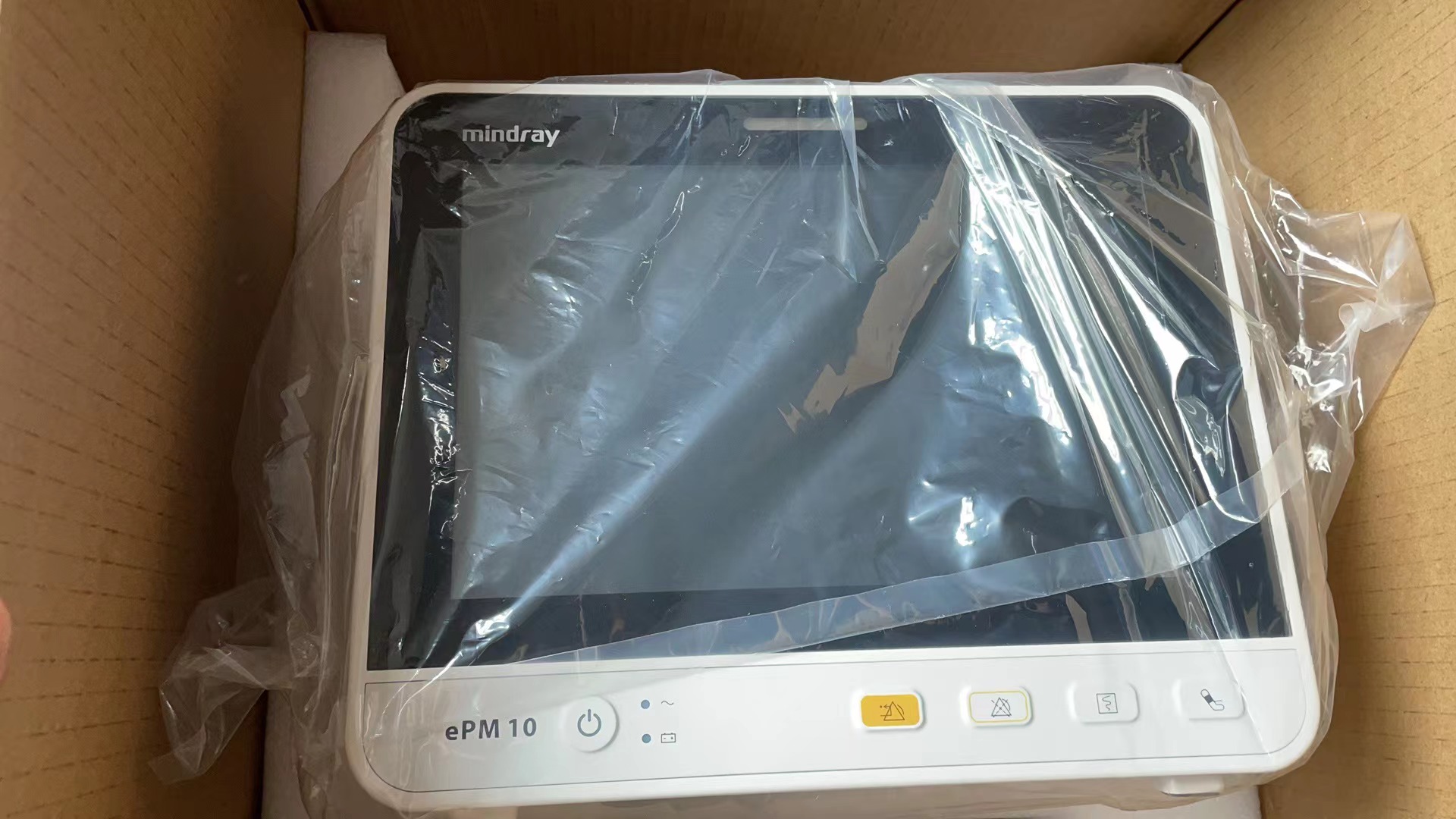 จอภาพผู้ป่วย Mindray ePM10 พร้อมอุปกรณ์เสริม