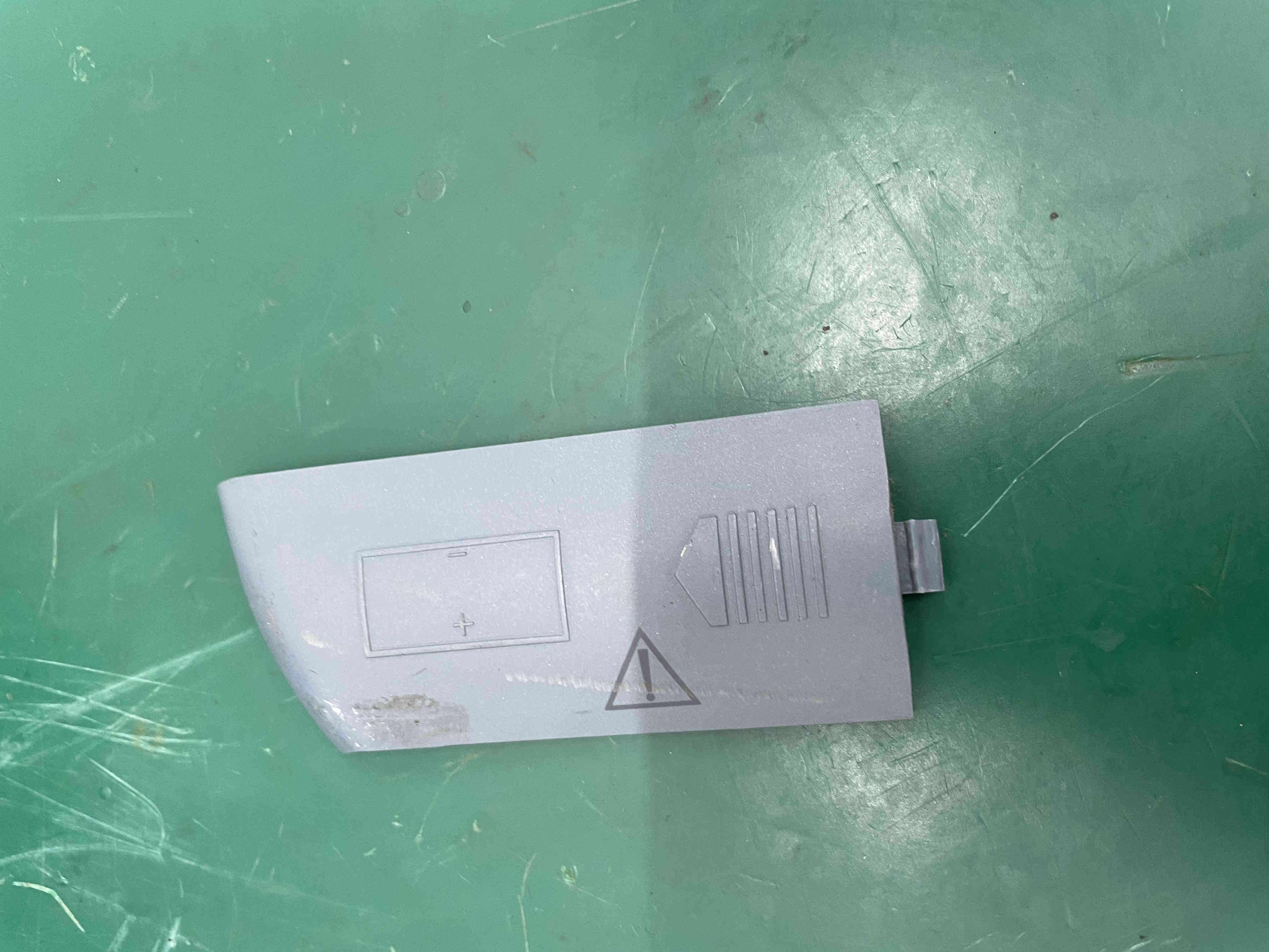 Mindray PM8000 Patient Monitor Battery Door