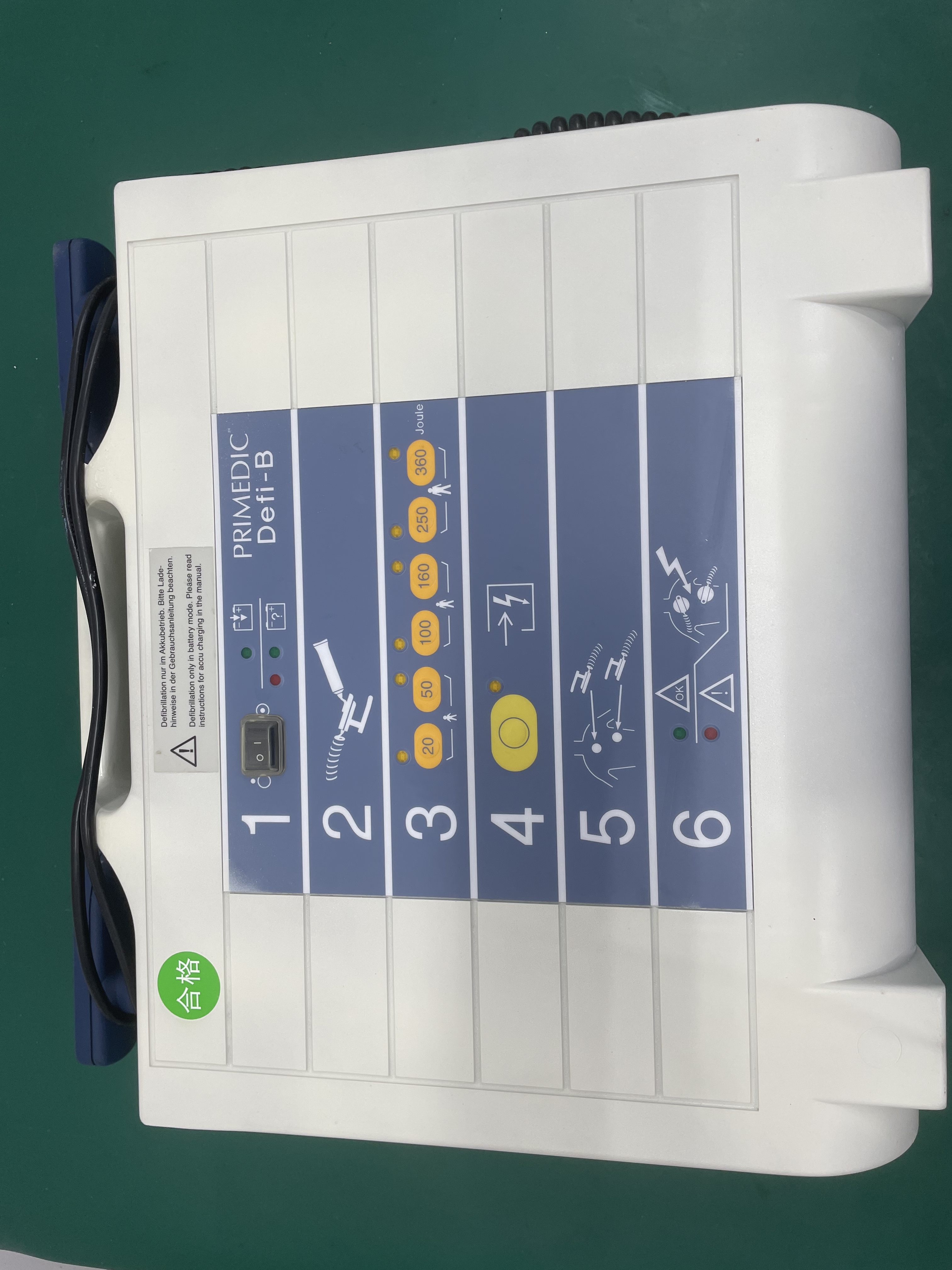 PRIMEDIC Defi-B Defibrillator