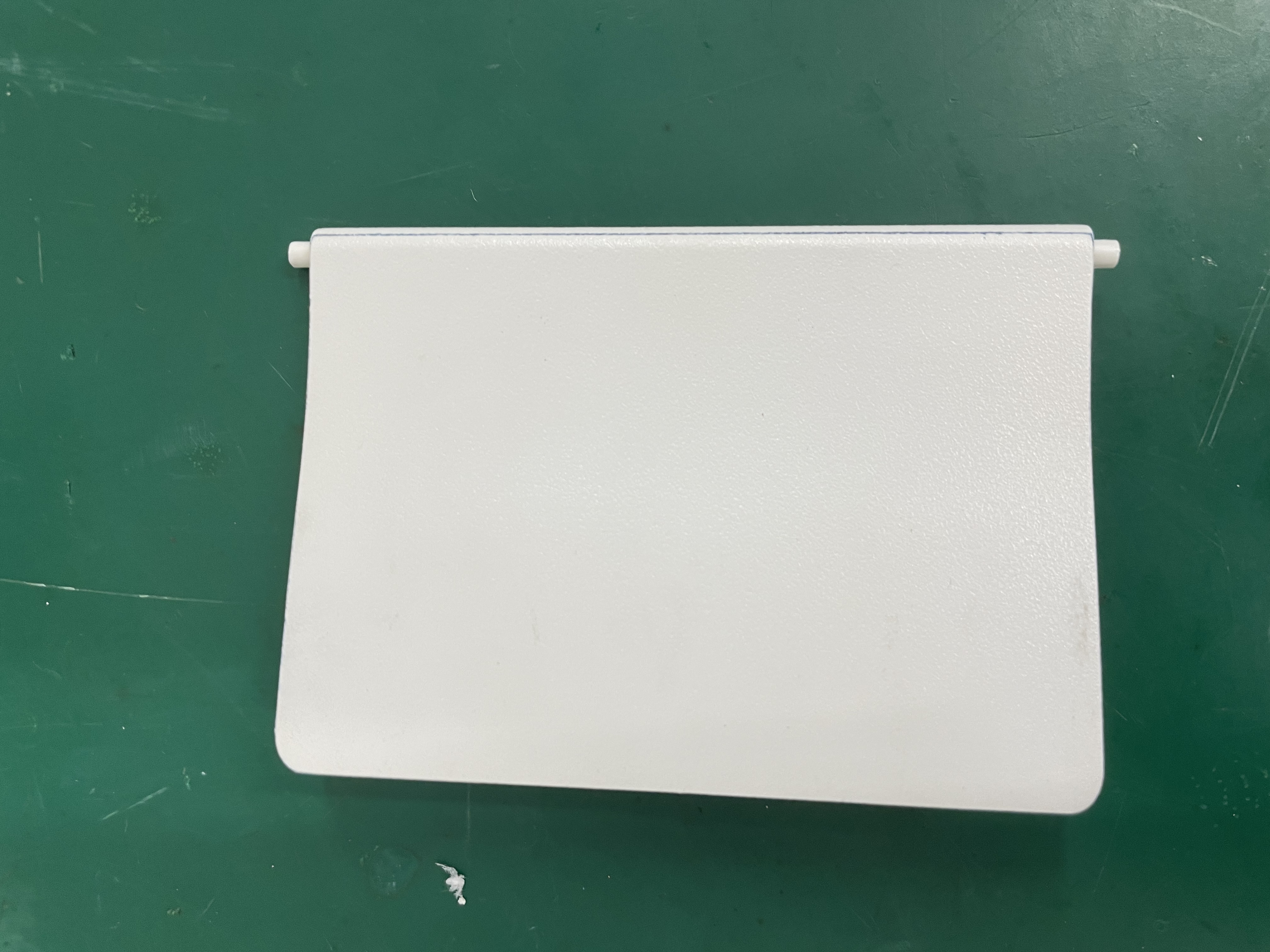 Cubierta lateral de la tarjeta CF del monitor de paciente Mindray T8 6800-20-50196