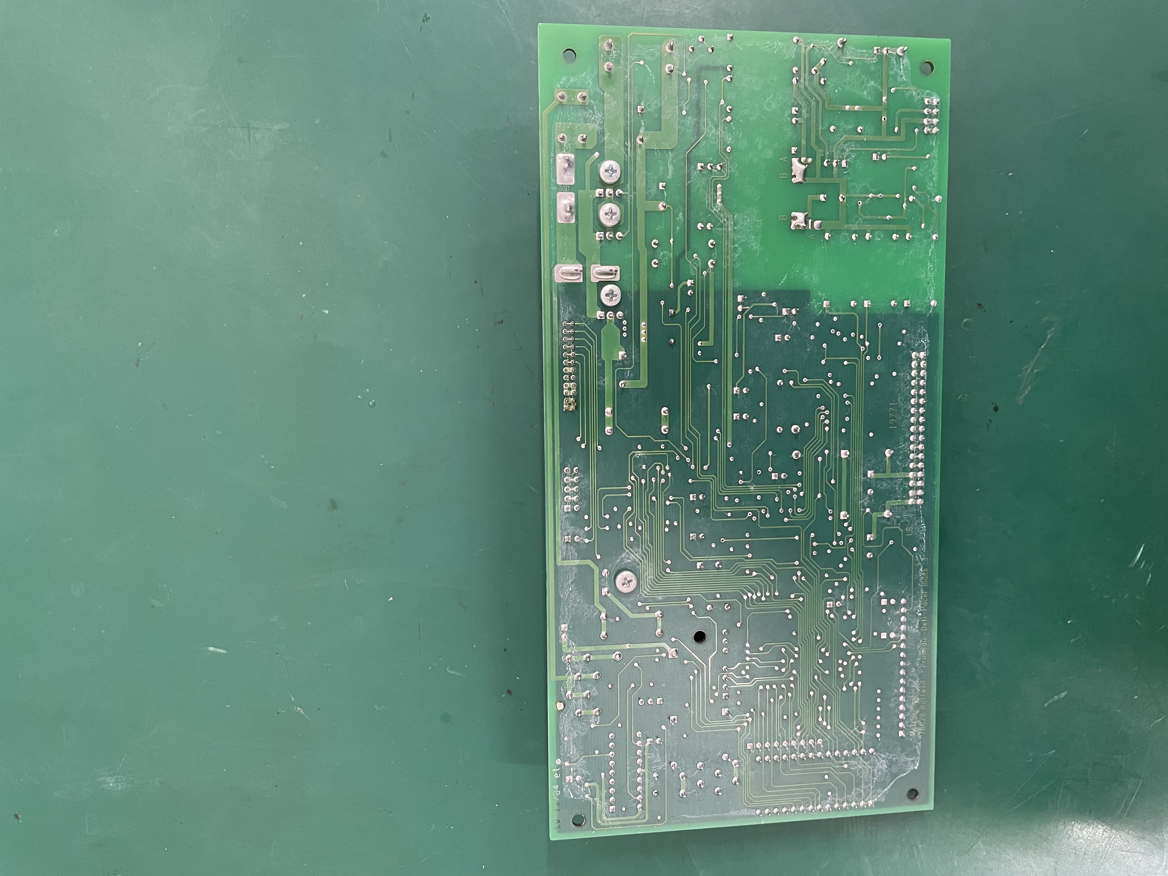 Papan Pacing Defibrilator Metrax Primedic M240 DM1 19026