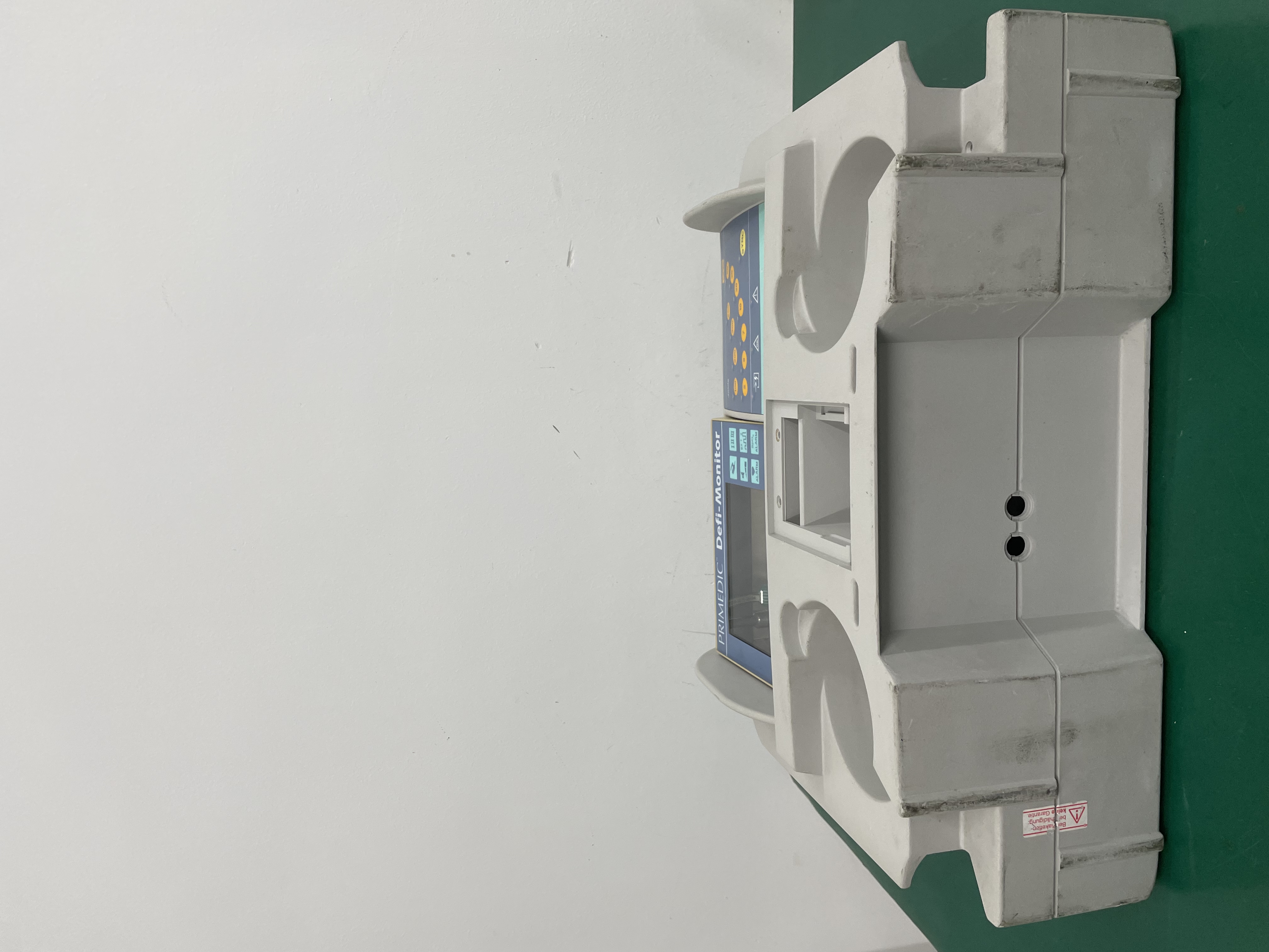 Metrax Primedic M240 DM1 Defibrilator Selongsong Penutup Hadapan dengan Selongsong Penutup Paparan