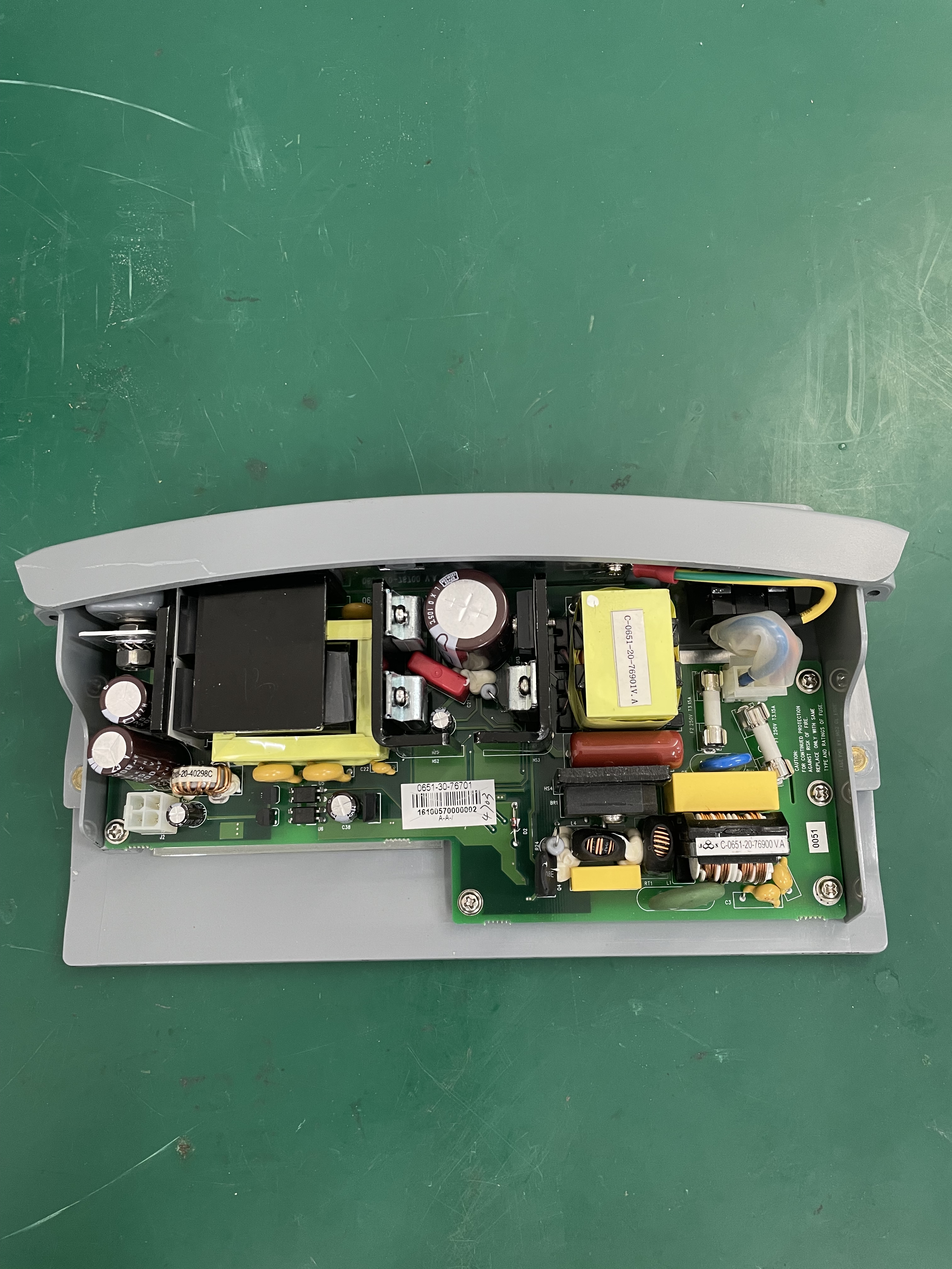 Papan Bekalan Kuasa Defibrilator Mindray BeneHeart D6 0651-30-76701