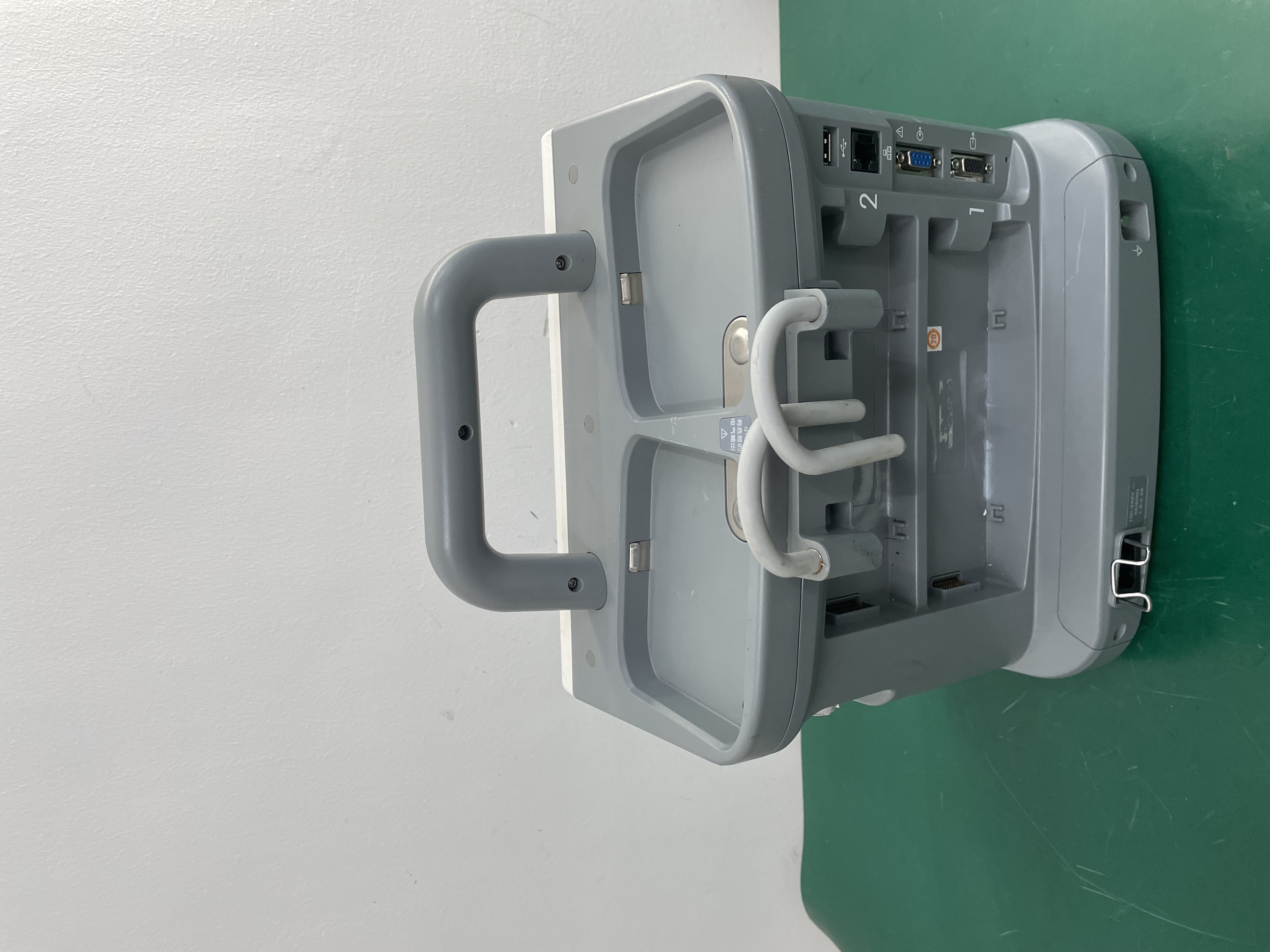 Mindray BeneHeart D6 Defibrillator for Repair