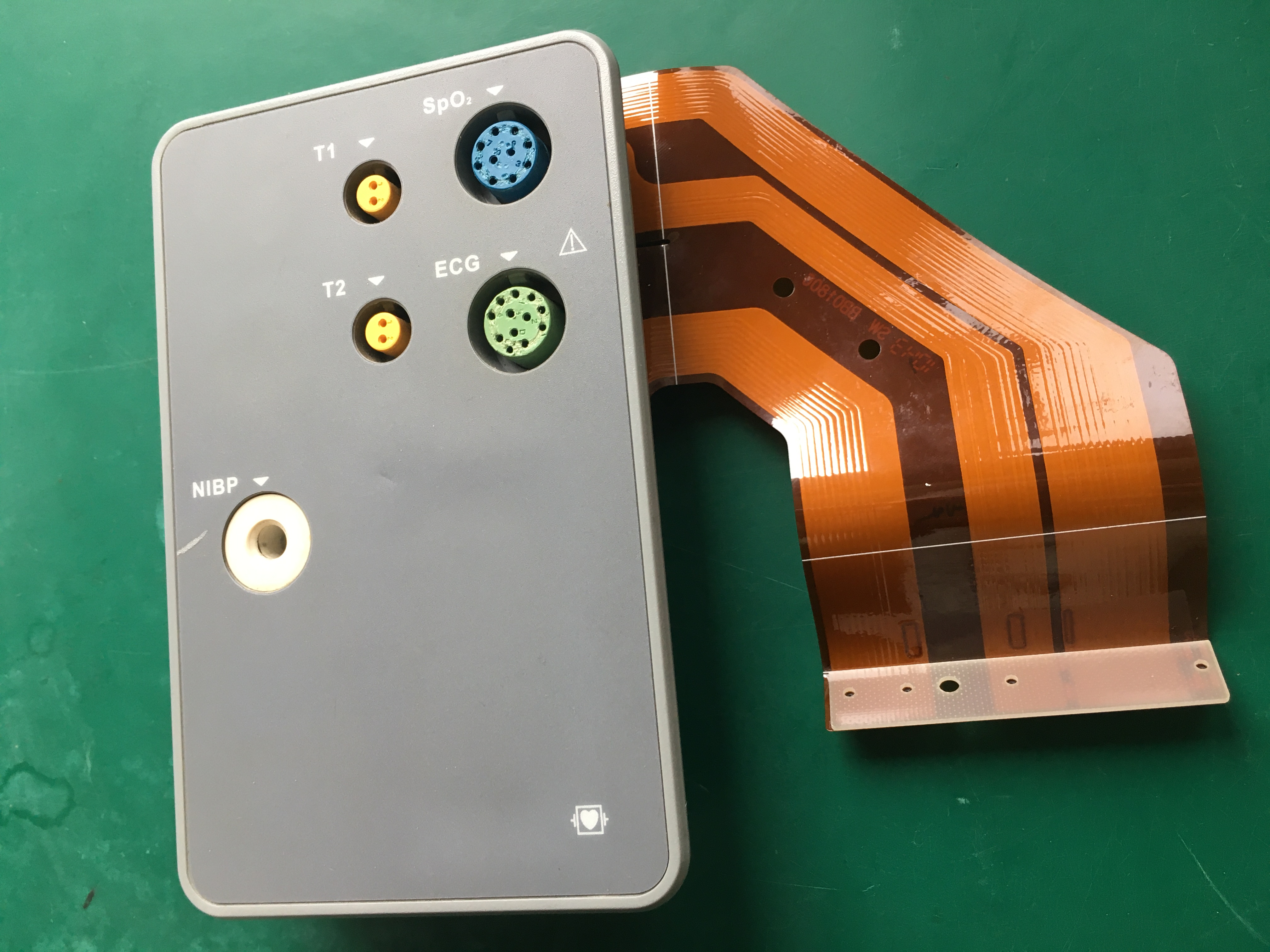 Mindray BeneHeart D6 Defibrillator Parameter Panel Board 0651-20-76839