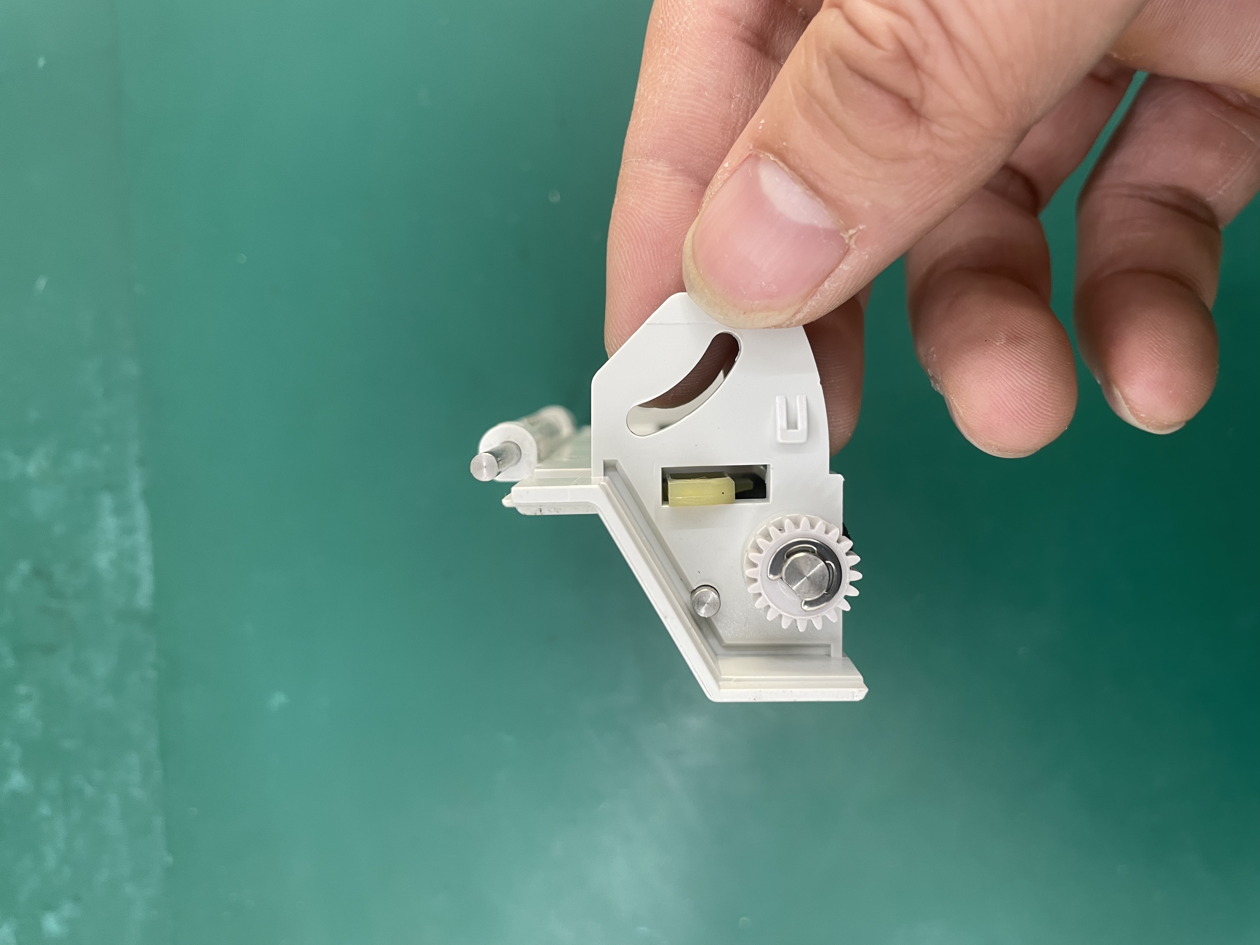Pemasangan Roller Pencetak Defibrilator Siri E Zoll