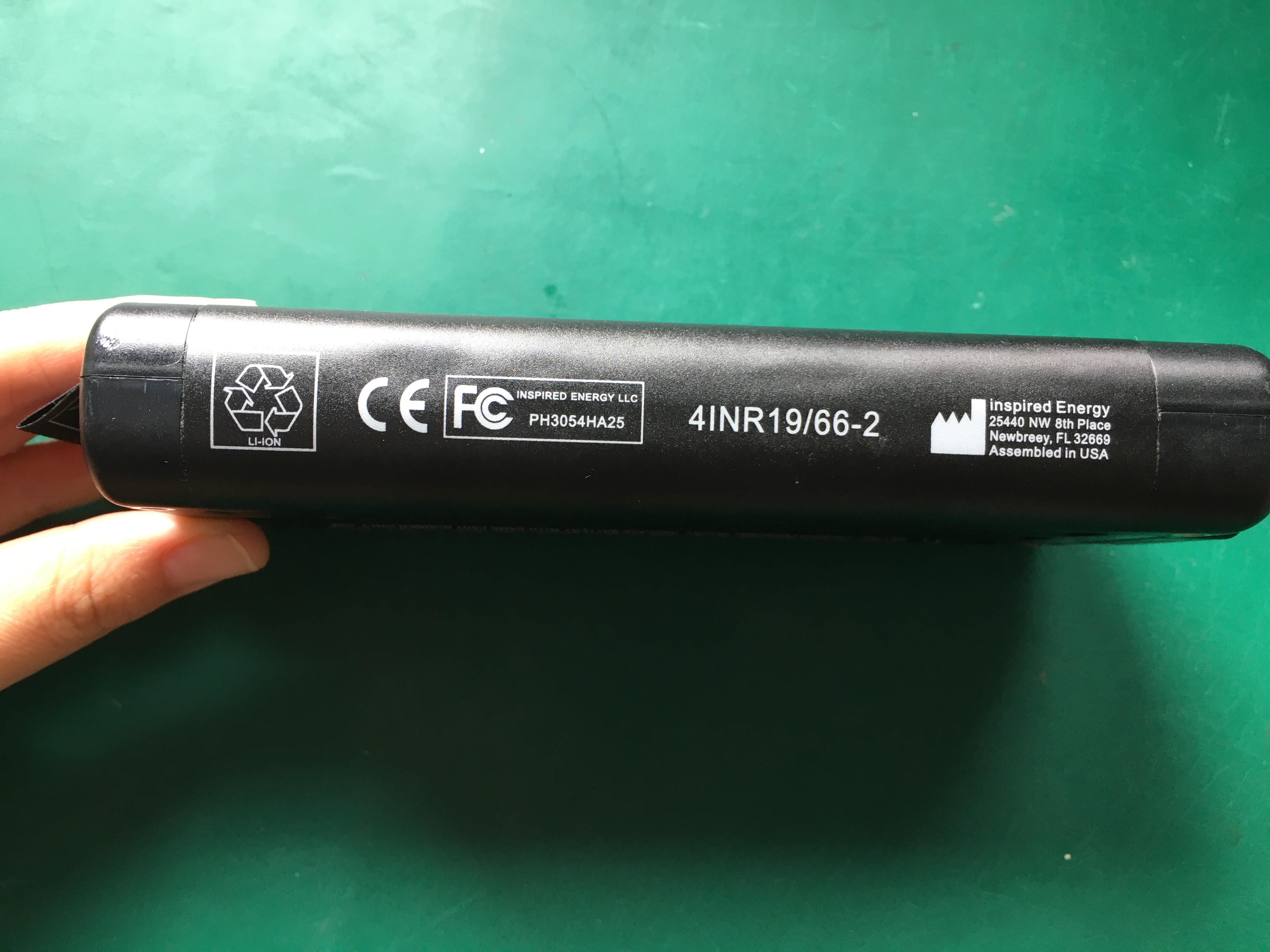Bateri Li-ion Hamilton REF 369130 14.4V 5.6Ah 72Wh untuk Ventilator C6
