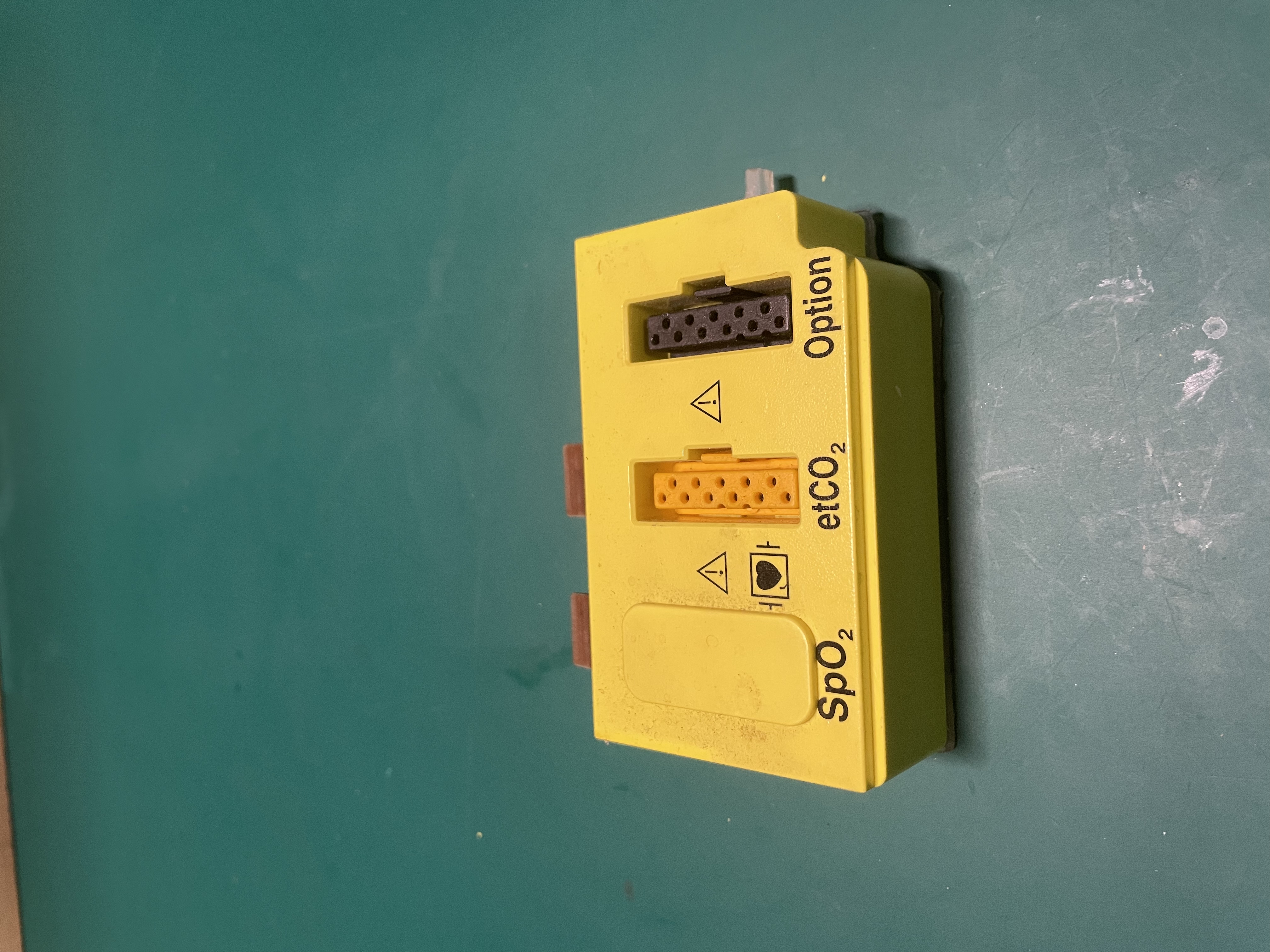 ตัวเลือกเครื่องกระตุ้นหัวใจ GE RESPONDER 3000 + ชุดตัวเชื่อมต่ออินเทอร์เฟซ ETCO2 38803269