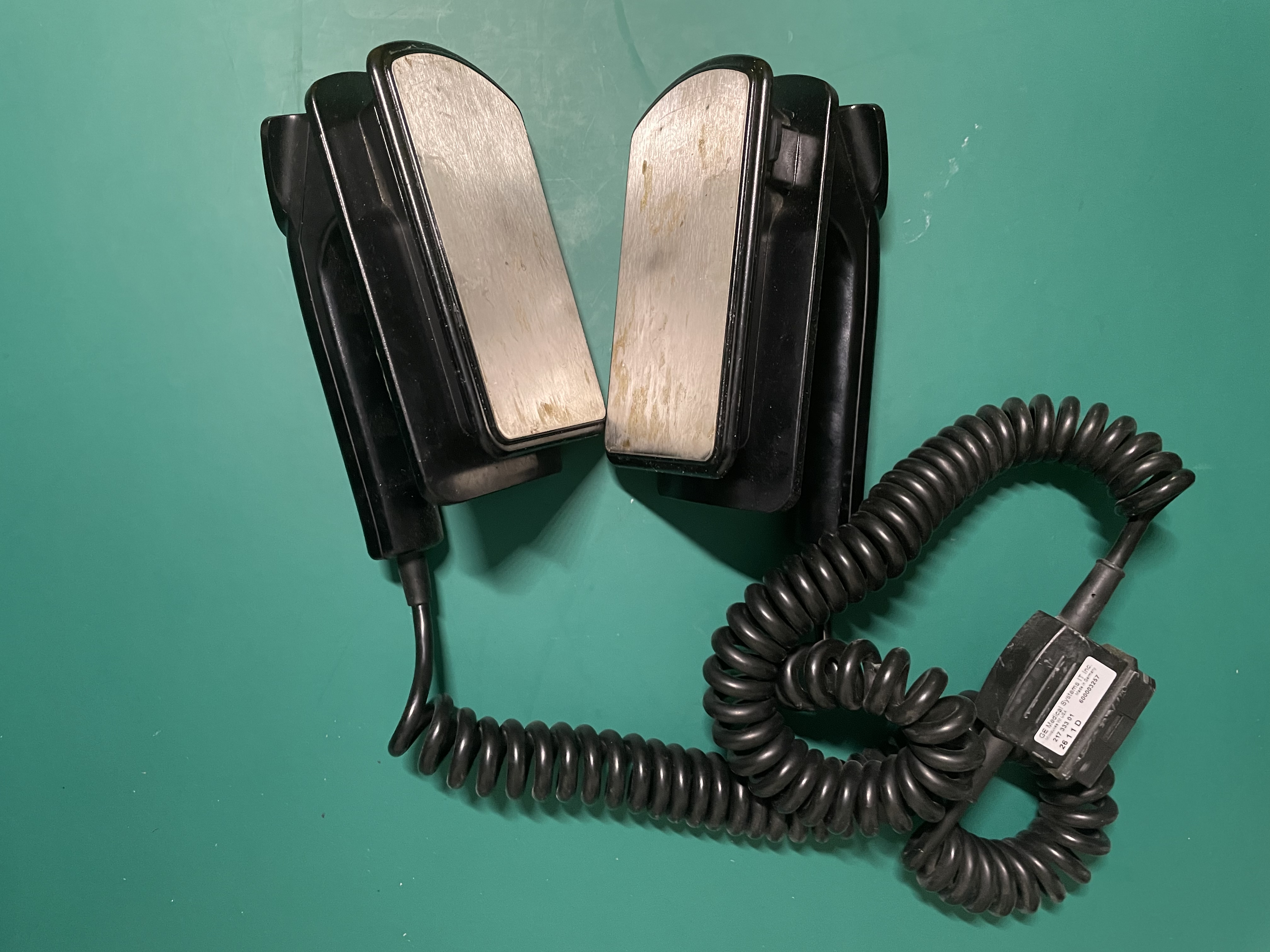 GE RESPONDER 3000 defibrilator Paddle