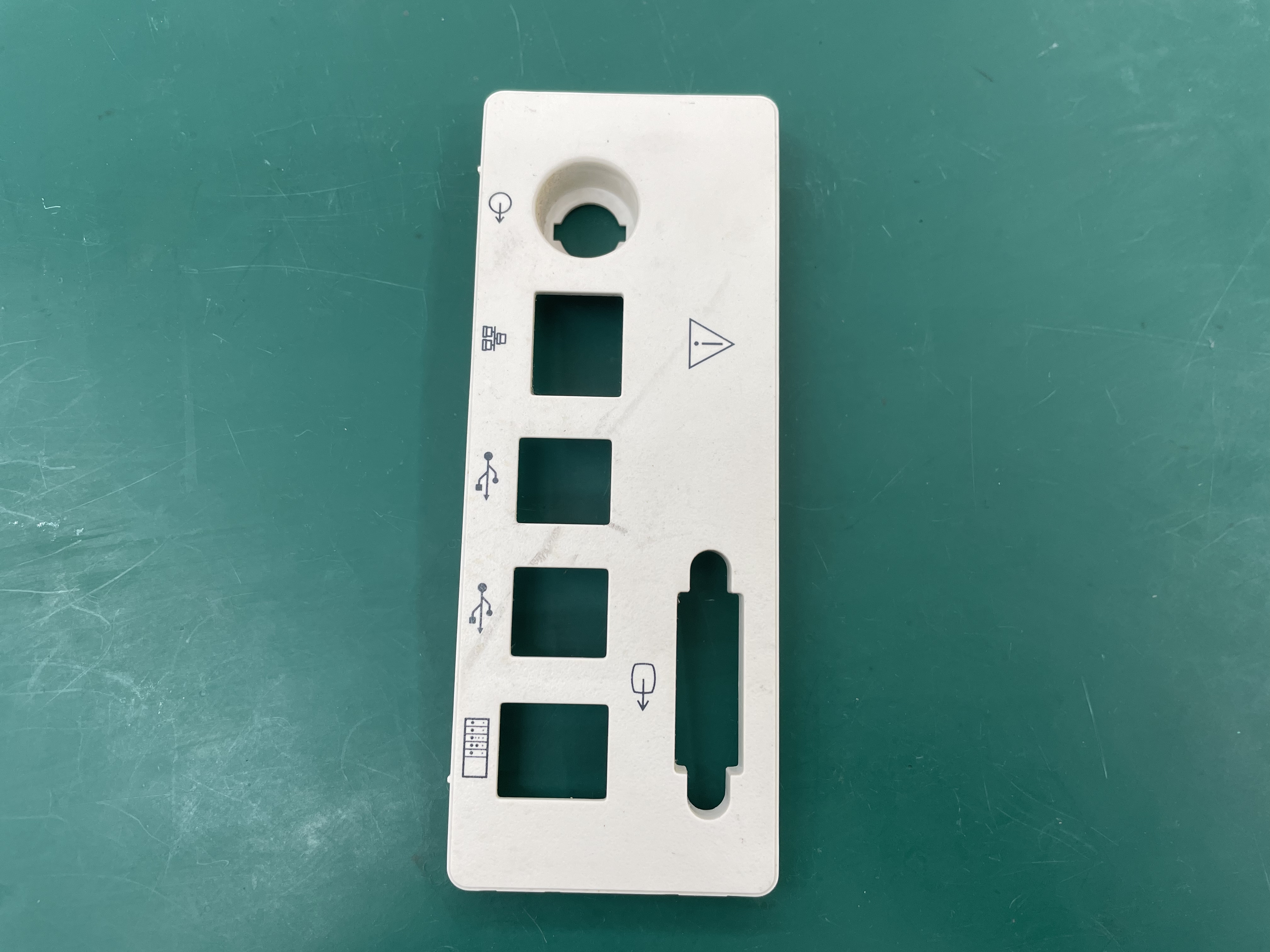 Mindray T5 Patient Monitor Interface Connector Panel (red)