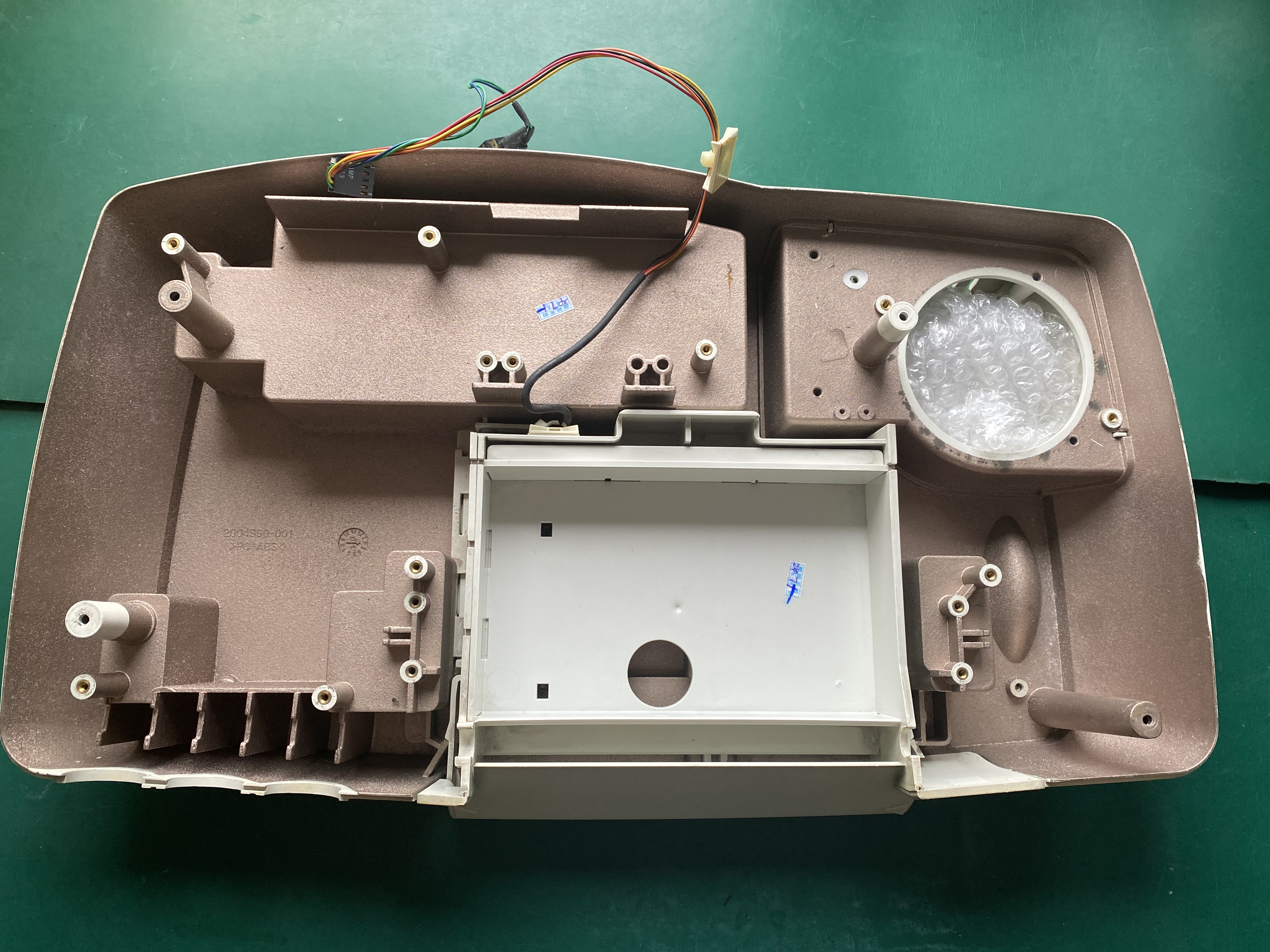 Caja inferior del monitor fetal GE Corometrics 170 200990-001