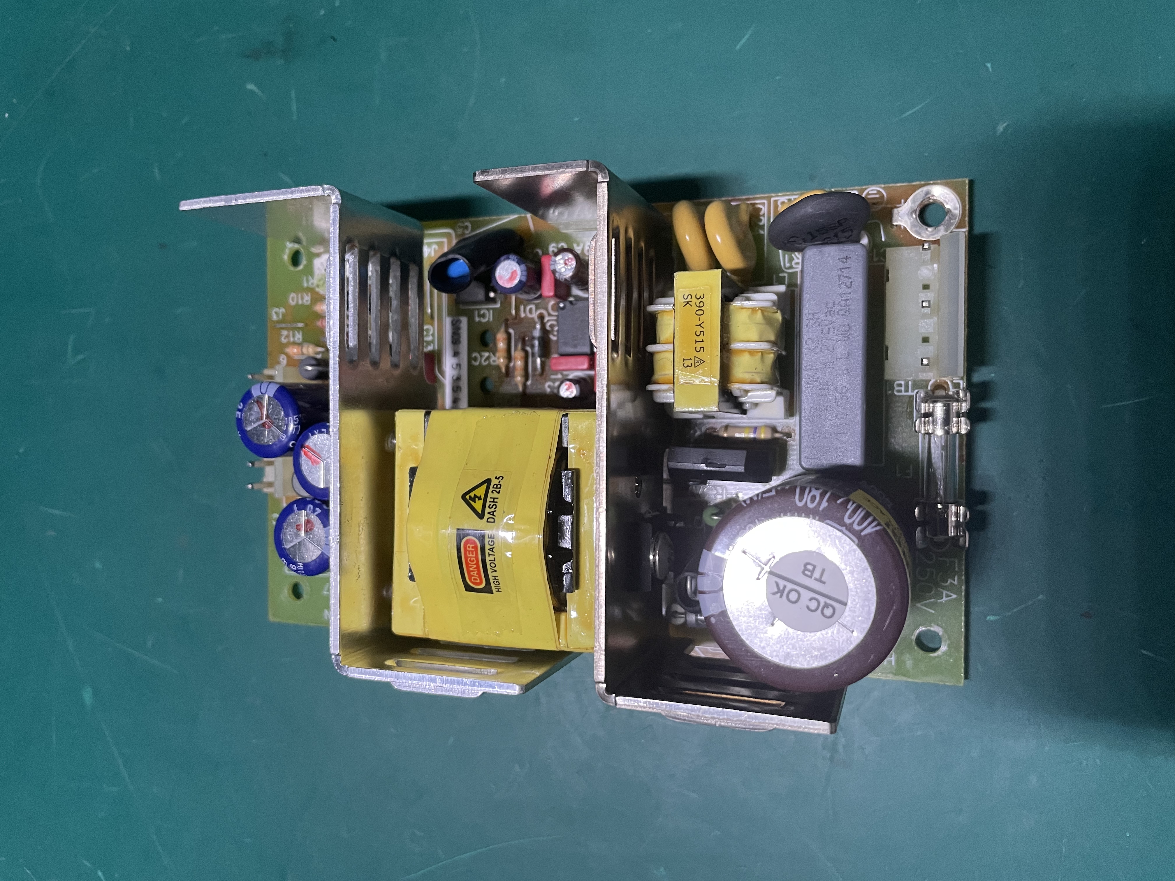 Tablero de fuente de alimentación del monitor paciente de Nihon Kohden BSM-2301C 850-9568-M SNP-9568-MT